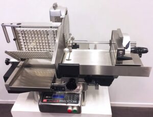 Trancheur_à_courroie_automatique_Roussey-fils_Herisson (1)